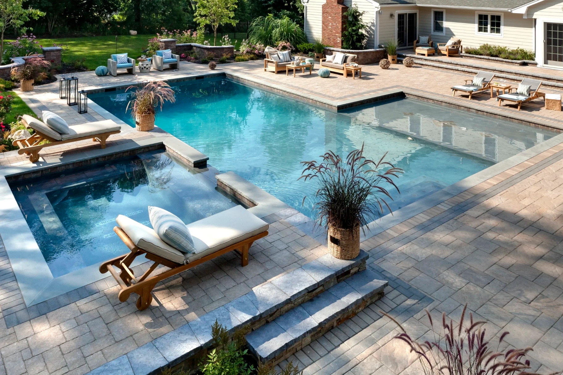 Gunite Pool Builder